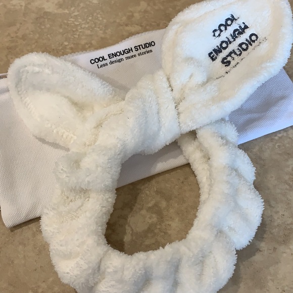 Cool Enough Studio | Bunny Ears Headband & Pouch - Picture 3 of 10